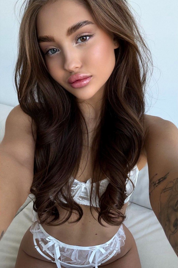 41https://api.emiratescort.com/storage/profiles-photos/1141/owWiLgZDnCGfr3BYXe90oLzgHDbu4Pk6NOsnFadD.jpg