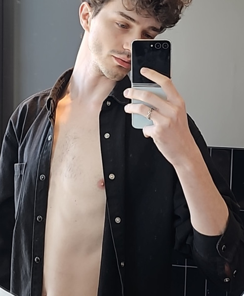 LucasLuz, 25, Brunette, , escort in Dubai - 1420