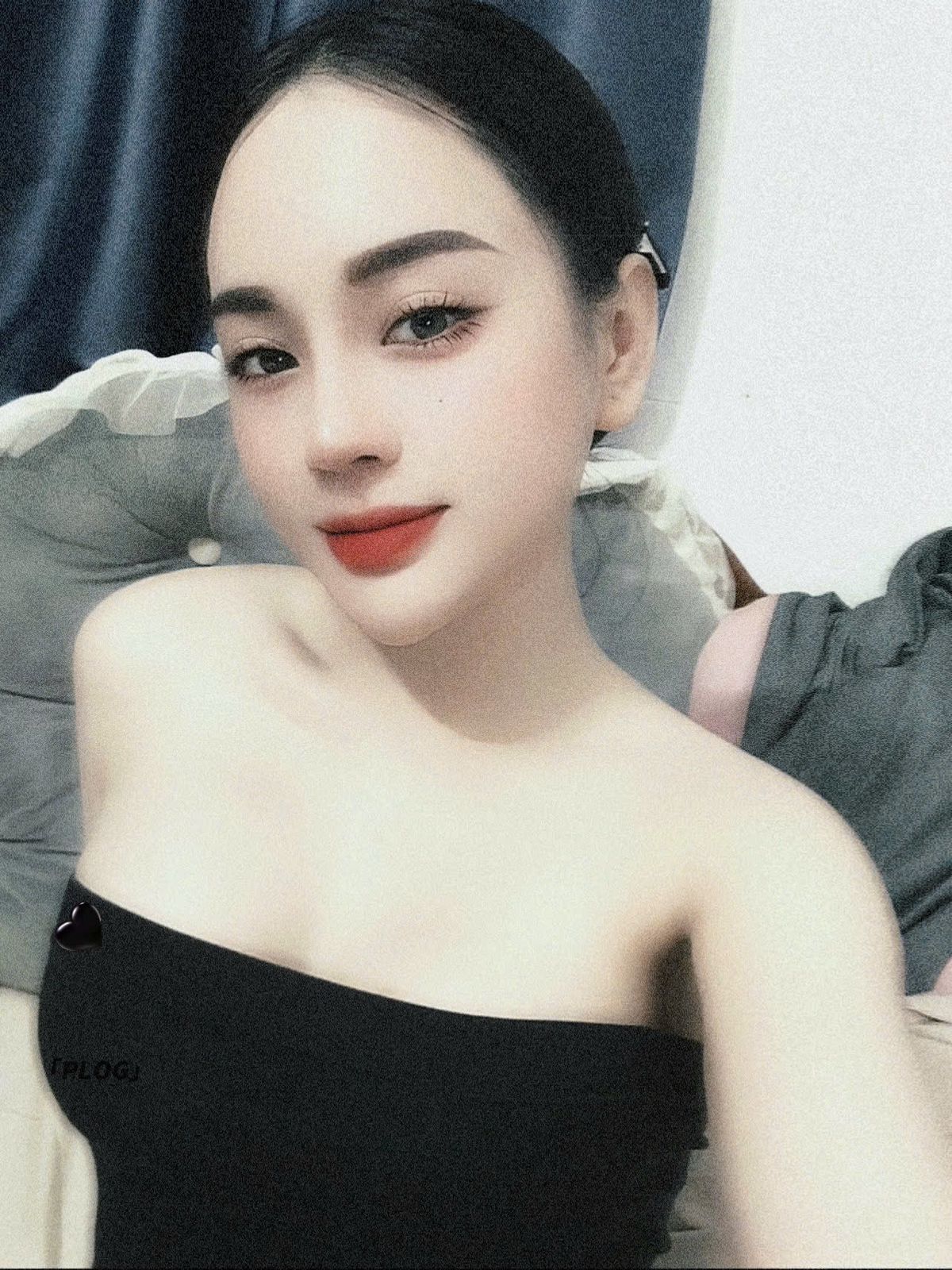 3https://api.emiratescort.com/storage/profiles-photos/1471/KIzsdrkheVc7Eor1bFx5TmXm4k97F8YYvAQSk7aS.jpg