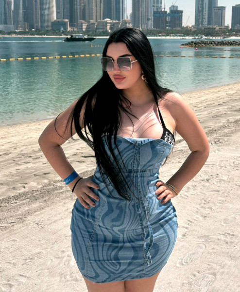 Tatti, 25, Brunette, , escort in Dubai - 1643