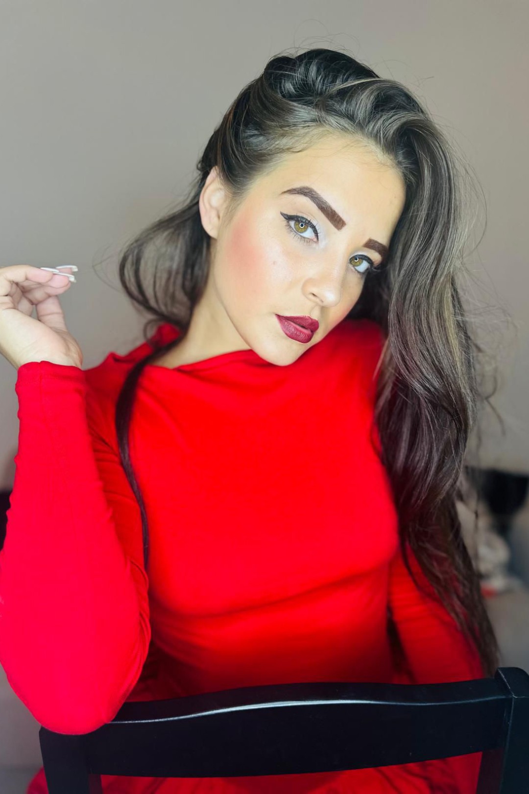 4https://api.emiratescort.com/storage/profiles-photos/1665/6mrGbkffJ4zqlAqimQuvREq0oEQsc9JL9uwcoK9x.jpg