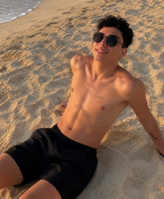 David, 19, Brunette, , escort in Dubai - 1692