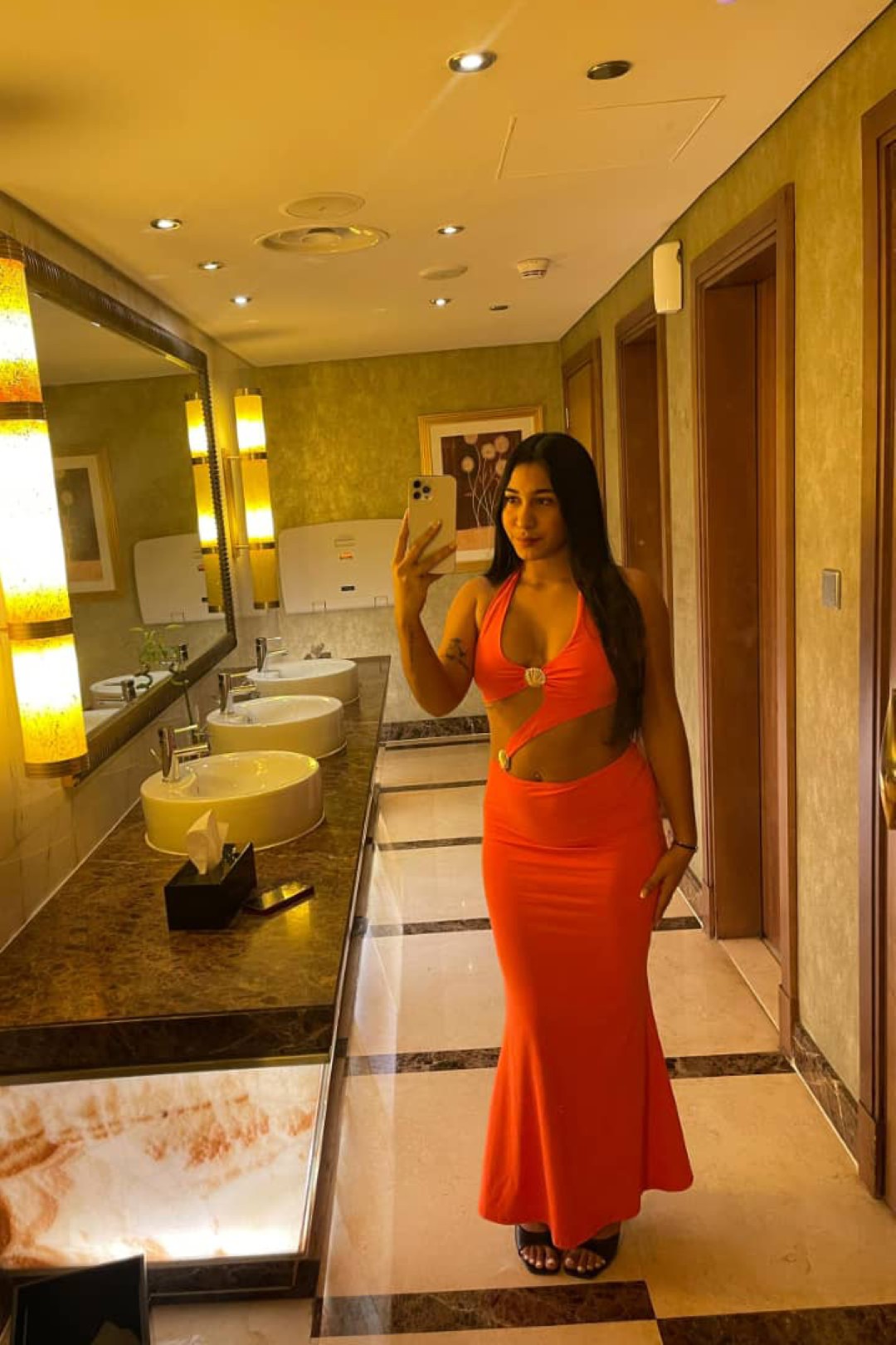 21https://api.emiratescort.com/storage/profiles-photos/1722/EsQRPHlaljdCfwb5SQO5zW35aL0g5tsMzzXsa1ZD.jpg