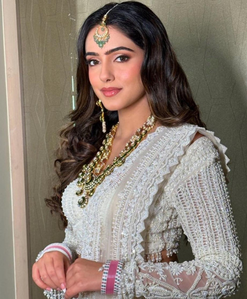 Juhi from India, 22, Brunette, , escort in Dubai - 1771