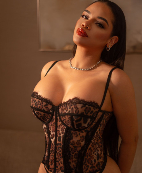 Ariadne, 27, Blonde, , escort in Dubai - 1924