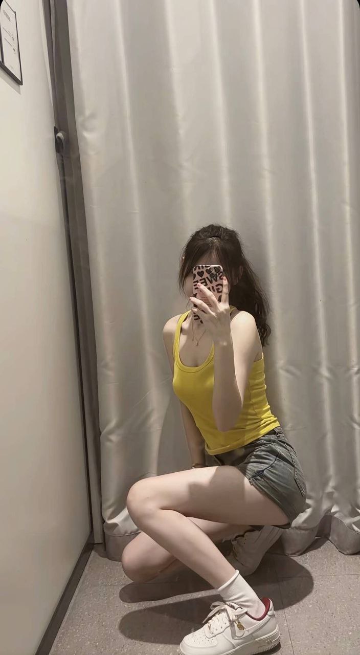 New photo 3-玲玲 · 𝐋𝐢𝐧𝐠𝐋𝐢𝐧𝐠