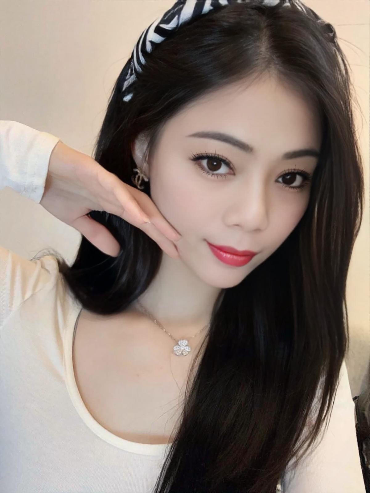 New photo 0-玲玲 · 𝐋𝐢𝐧𝐠𝐋𝐢𝐧𝐠