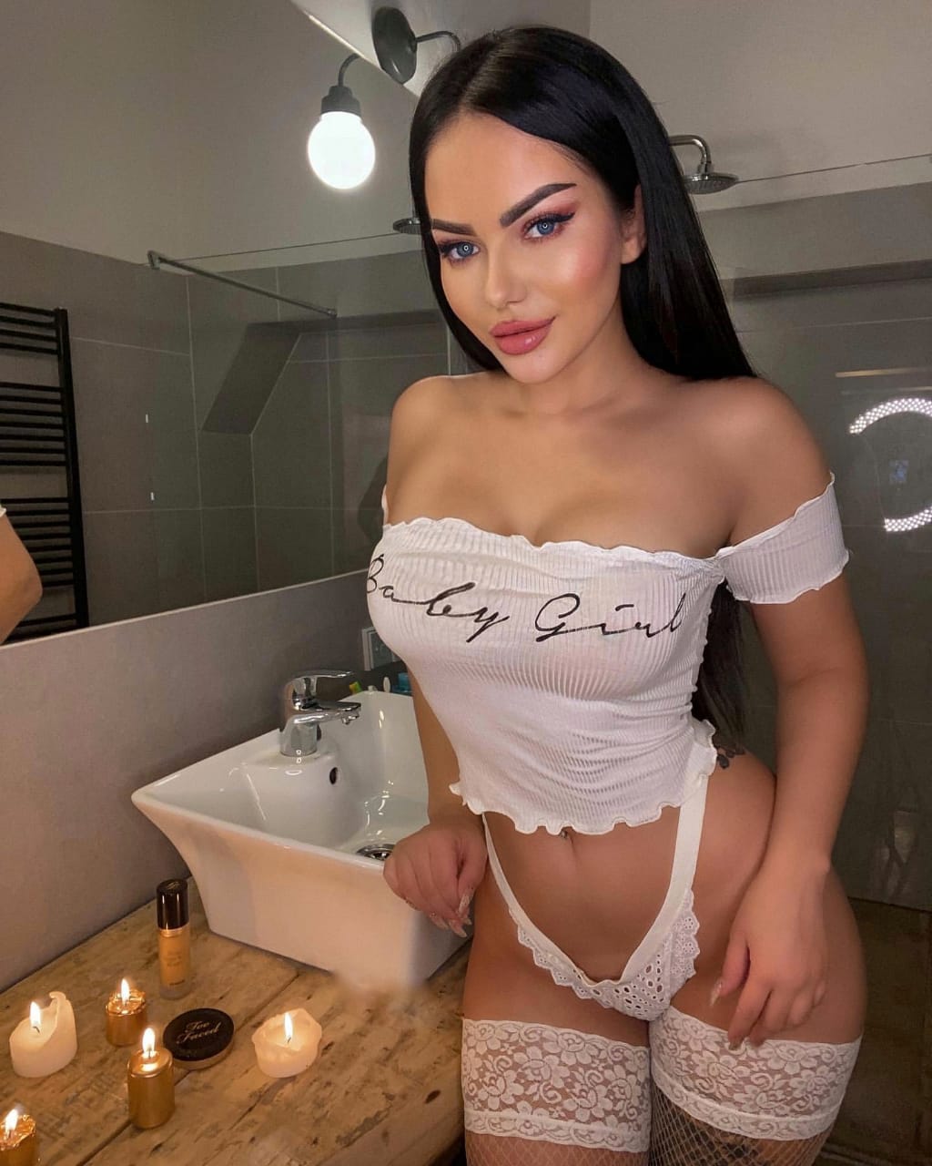 New photo 3-Victoria