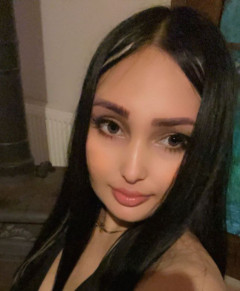 Gloriana, 26, Black, , escort in Dubai - 1976