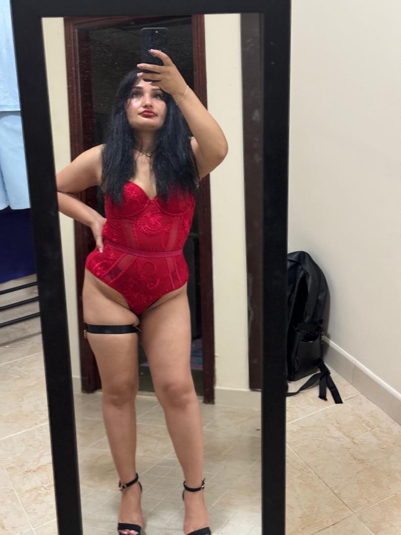 New photo 4-Gloriana