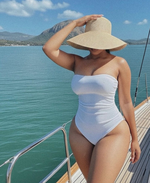 Hida, 25, Black, , escort in Dubai - 2020