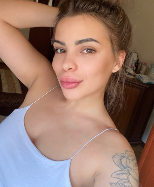 Miya, 25, Brunette, , escort in Dubai - 2066