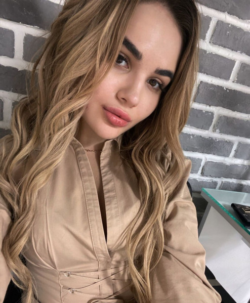 Nita, 22, Blonde, , escort in Dubai - 2072