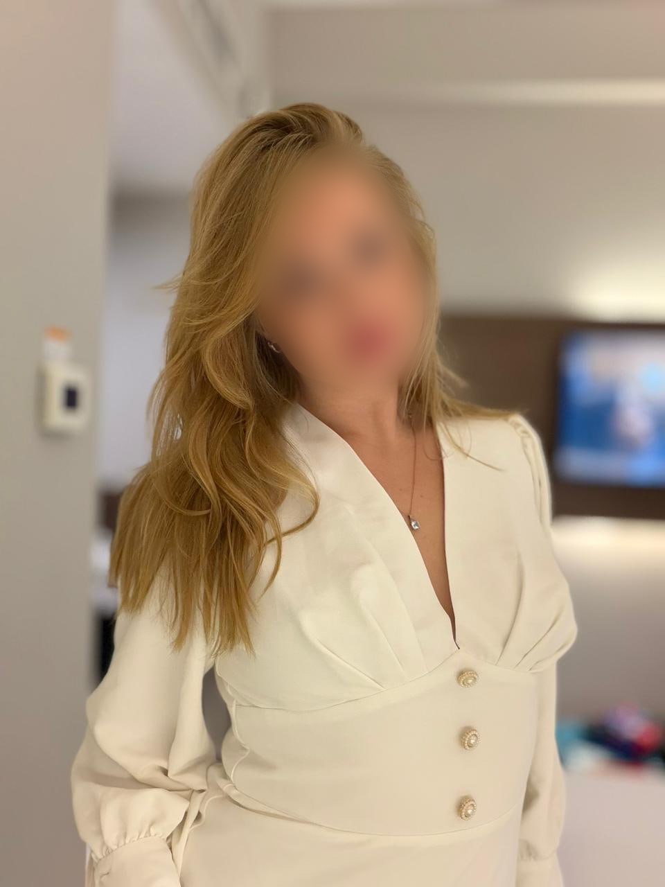 New photo 10-Justina