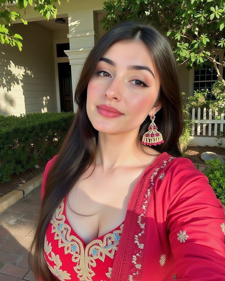 New photo 11-Maya Tara