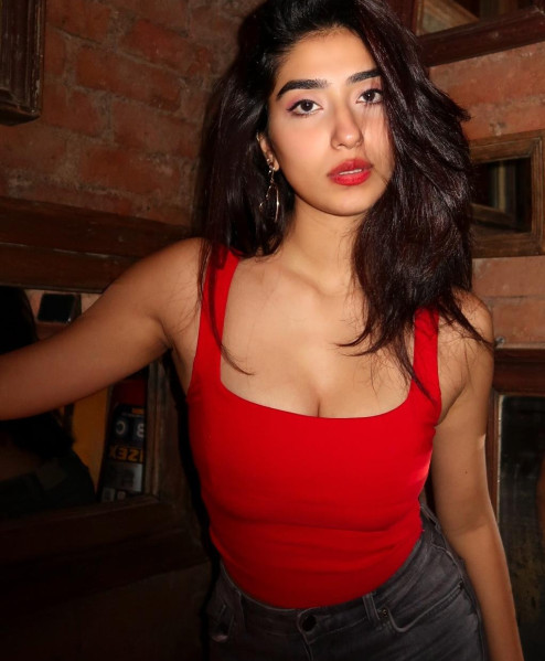Ritika, 28, Blonde, , escort in Dubai - 2316