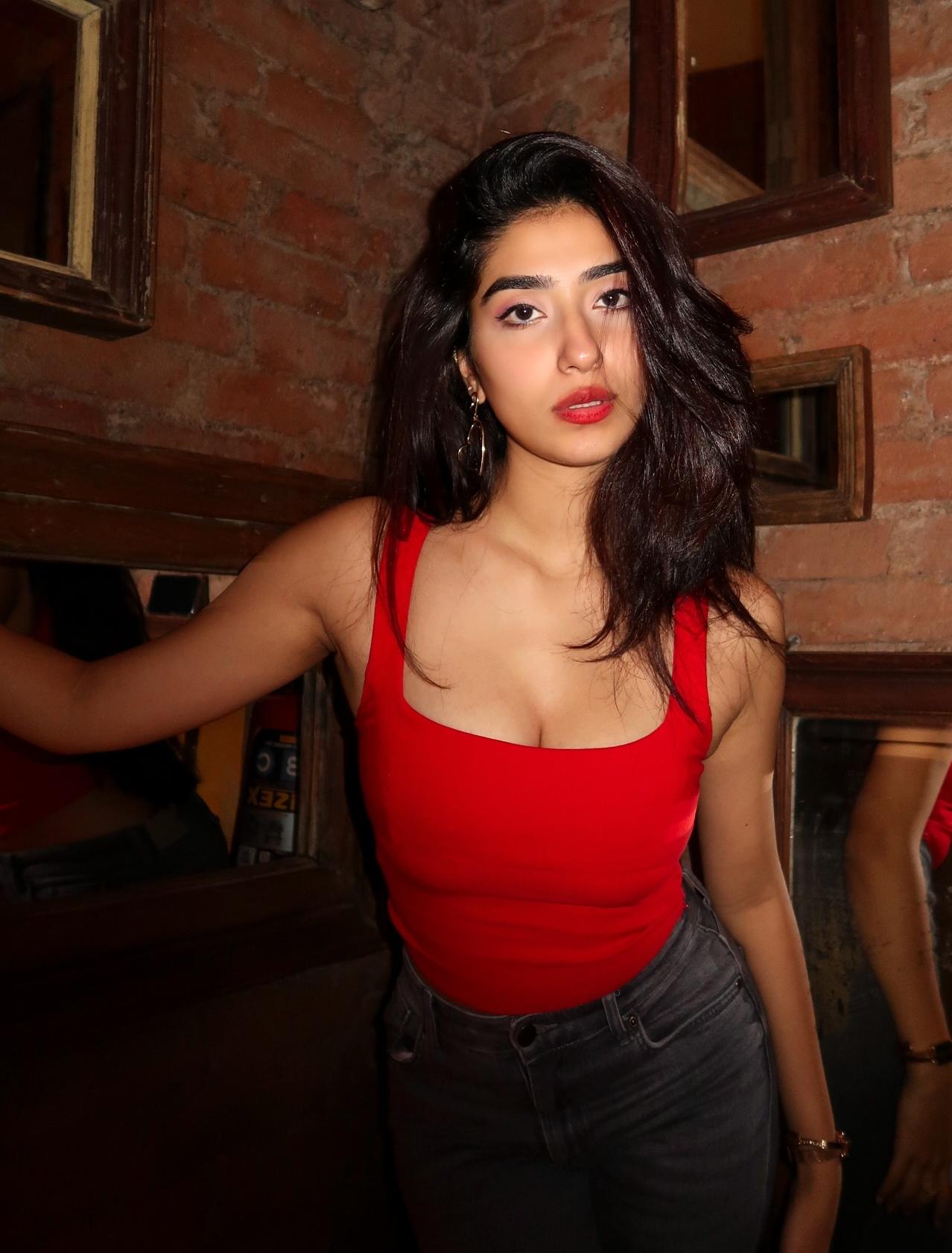 New photo 1-Ritika