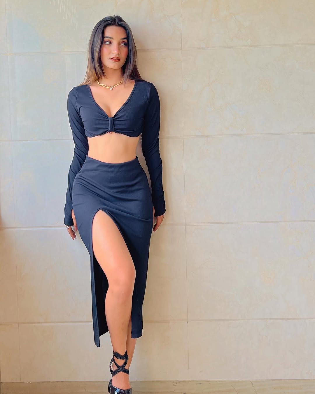 New photo 3-Manishha