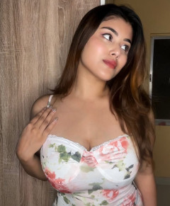 ridhi, 23, Blonde, , escort in Dubai - 2725