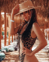 New photo 0-Valeria
