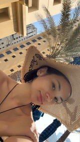New photo 12-Lilou