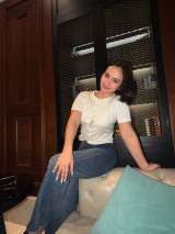 New photo 7-Lilou