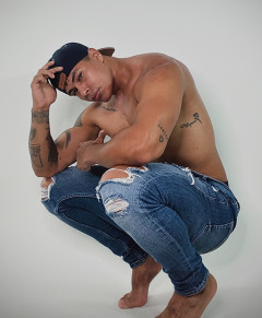 Sebas, 27, Black, , escort in Dubai - 2907