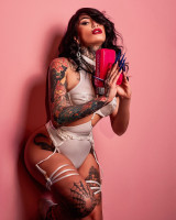 New photo 0-Yoko Olliver