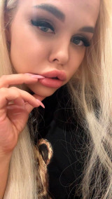 New photo 3-Alyeona