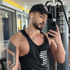 Adriano, 27, Brunette, , escort in Dubai - 516