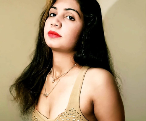 Maya, 21, Brunette, Pakistani, escort in Dubai - 556