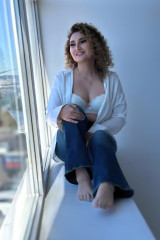 New photo 0-Julia