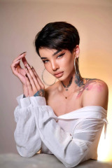 New photo 3-Ts MIRANDA