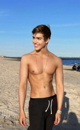 New photo 2-Alex