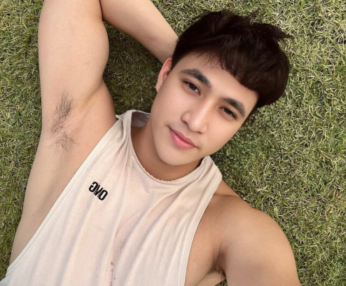 Zach, 22, Brunette, Filipino, escort in Dubai - 786